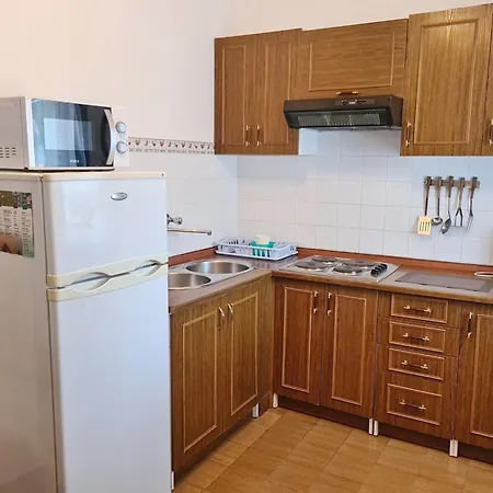 Apartmán With Parking Space Baska, Krk - 22600 *