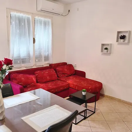 With Parking Space Baska, Krk - 22600 Apartmán Baška