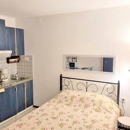 With Parking Space Baska, Krk - 22600 Baška